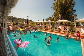 Hotel & Suites Posada Molina