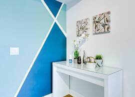 Comfy Lakeside Home by Skydome