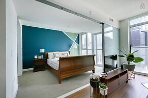 Comfy Lakeside Home by Skydome