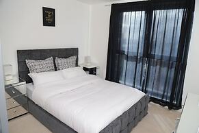 Pontoon Dock Apartment