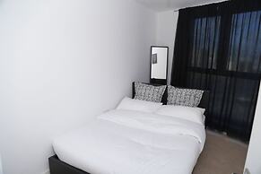 Pontoon Dock Apartment