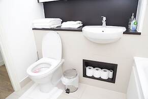 Pontoon Dock Apartment