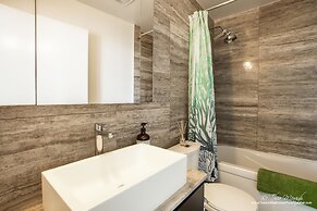 New Modern - DT King W Spacious 3BR