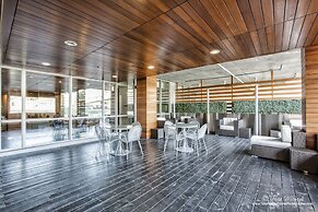 New Modern - DT King W Spacious 3BR