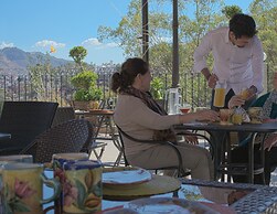 Casa Corazón de Plata Suites