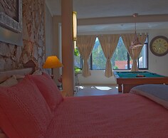 Casa Corazón de Plata Suites