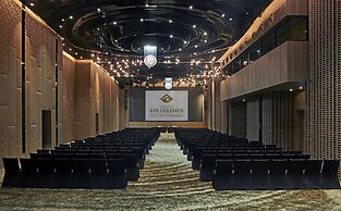 Grand Ion Delemen Hotel