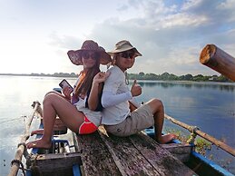 Yala Lake View Cabanas