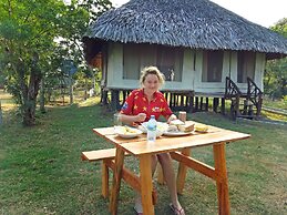 Yala Lake View Cabanas