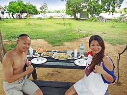 Yala Lake View Cabanas