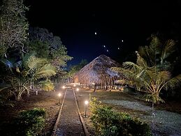 Yala Lake View Cabanas