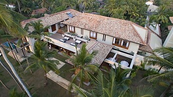 The Villa by Contemporary Ceylon
