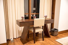 The Villa by Contemporary Ceylon