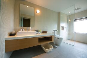 The Guernsey Hotel & Resort