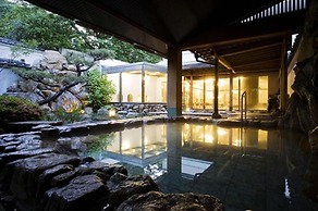 Dogo Onsen Hotel Tsubakikan