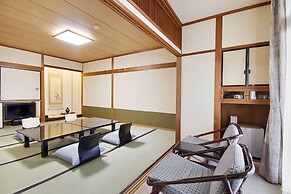 Dogo Onsen Hotel Tsubakikan