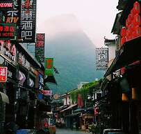 How Flower Hostel Yangshuo
