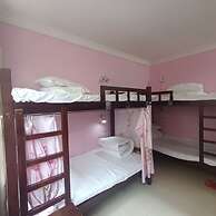 How Flower Hostel Yangshuo