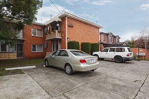 Balcony Retreat Apartment by Ready Set Host