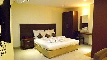 Castle International Premium Hotel