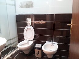 Cozy Dair Ghbar Apartments