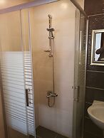 Cozy Dair Ghbar Apartments