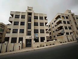 Cozy Dair Ghbar Apartments