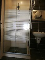 Cozy Dair Ghbar Apartments