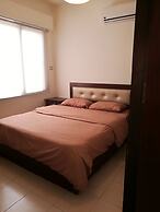 Cozy Dair Ghbar Apartments
