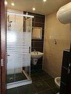 Cozy Dair Ghbar Apartments