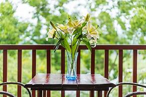 Yangshuo Riverview Hotel