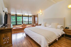 Yangshuo Riverview Hotel