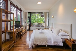 Yangshuo Riverview Hotel