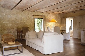 Le Galinier, Lourmarin, an authentic Beaumier Guesthouse