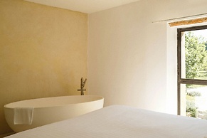 Le Galinier, Lourmarin, a Beaumier Guesthouse