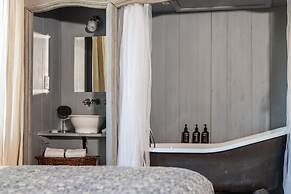 Le Galinier, Lourmarin, a Beaumier Guesthouse