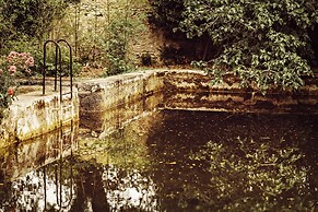 Le Galinier, Lourmarin, a Beaumier Guesthouse