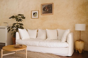 Le Galinier, Lourmarin, a Beaumier Guesthouse
