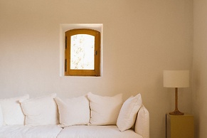 Le Galinier, Lourmarin, a Beaumier Guesthouse