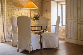 Le Galinier, Lourmarin, a Beaumier Guesthouse