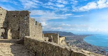 Suite 39 Guest House