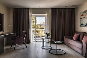 Urban Valley Resort