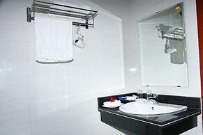 Golden Thai Binh Hotel