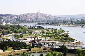 Mavi Halic Apartments