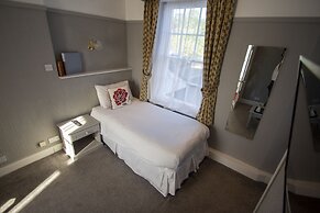 The Murray Arms Hotel