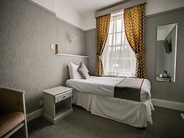 The Murray Arms Hotel
