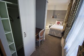 The Murray Arms Hotel