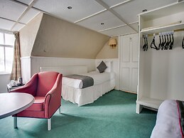 The Murray Arms Hotel