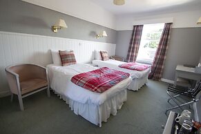 The Murray Arms Hotel