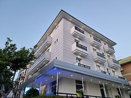 Beach Hotel Clerice